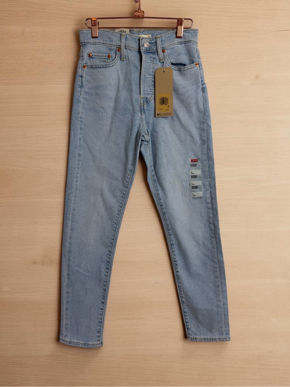 NWT Levi’s Wedgie Skinny Jeans Opal Shimmer High Rise Light Wash Size 26